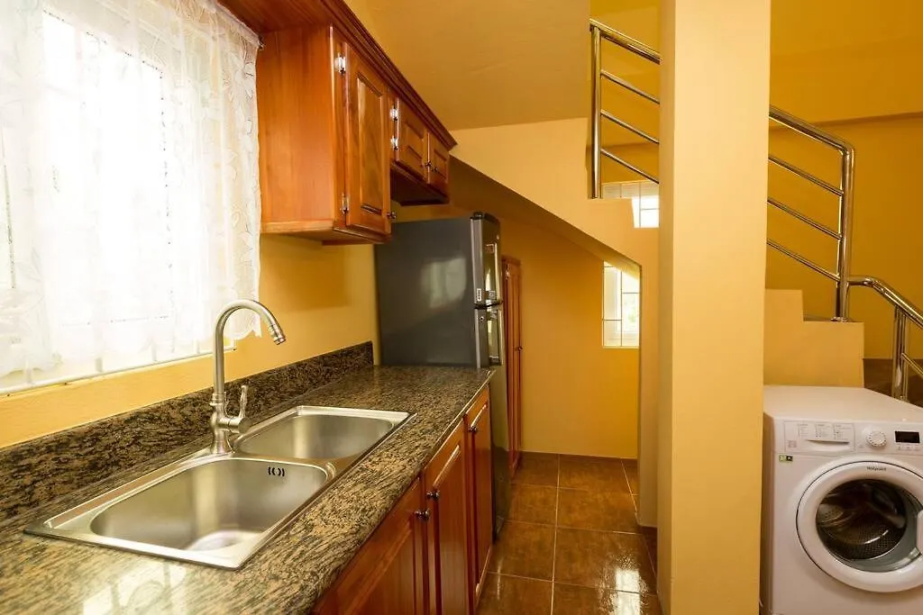Lejlighed Sapphire Villa 4 - Pitons & Ocean Views Soufrière